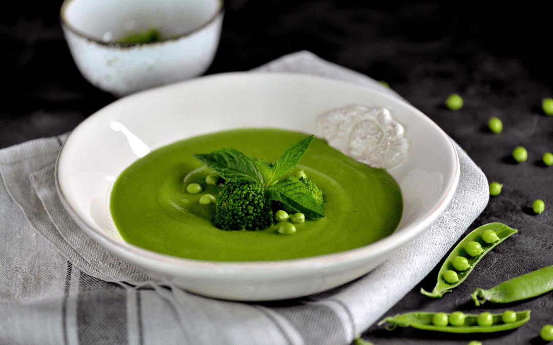 Cream of pea soup with mint