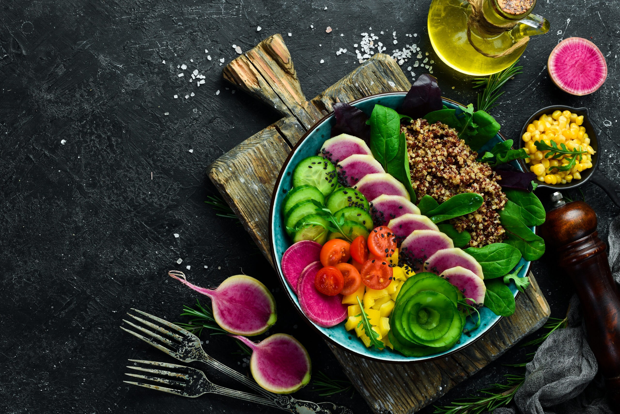 Balanced diet, fruits, vegetables, and legumes